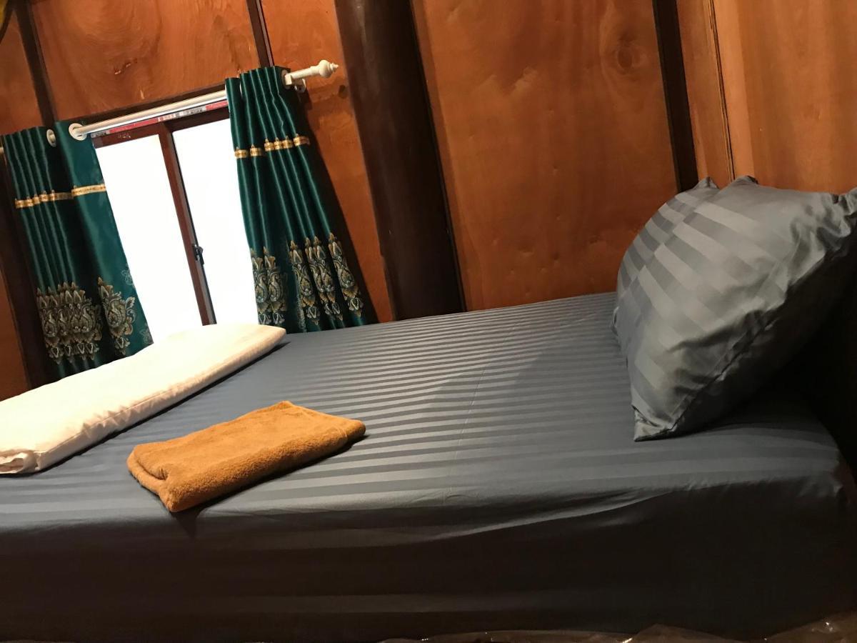 Bee Lucky Homestay Xuan Dam Esterno foto